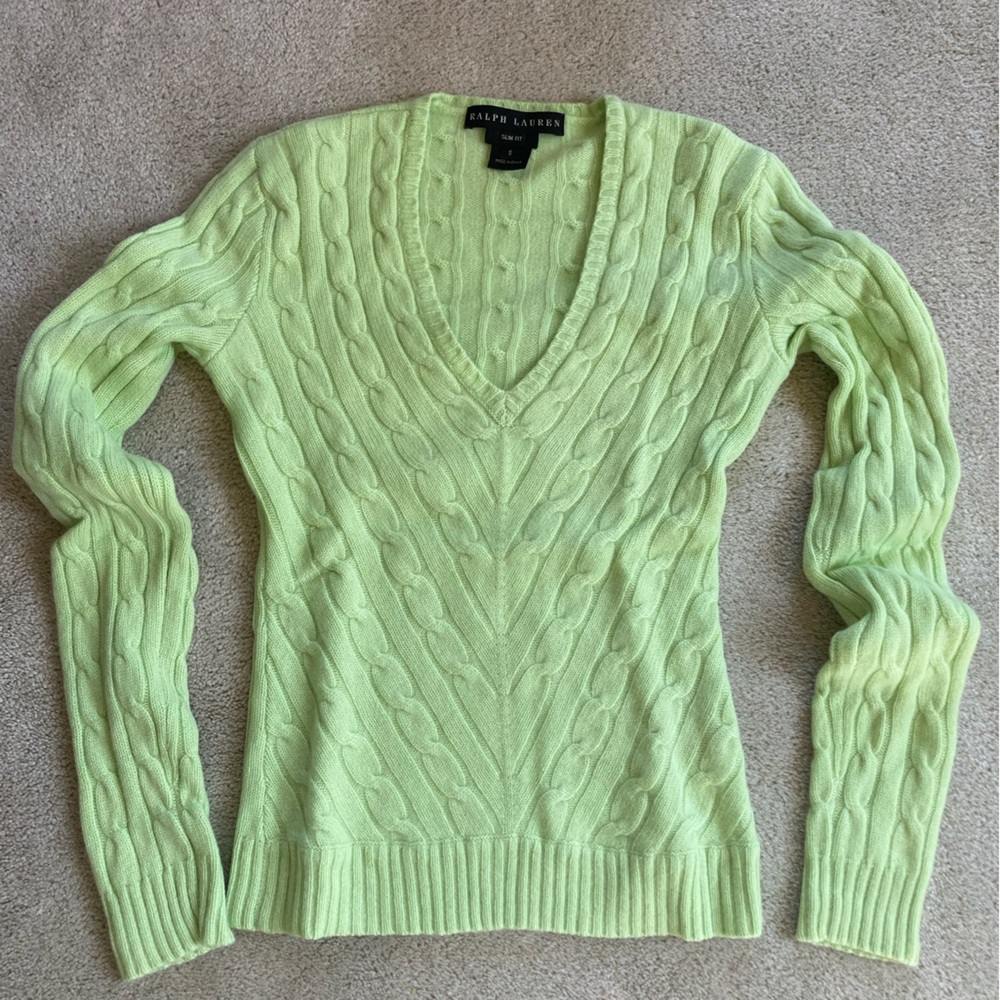 Ralph Lauren Black Label cashmere 100% Cable V-neck green sweater, small